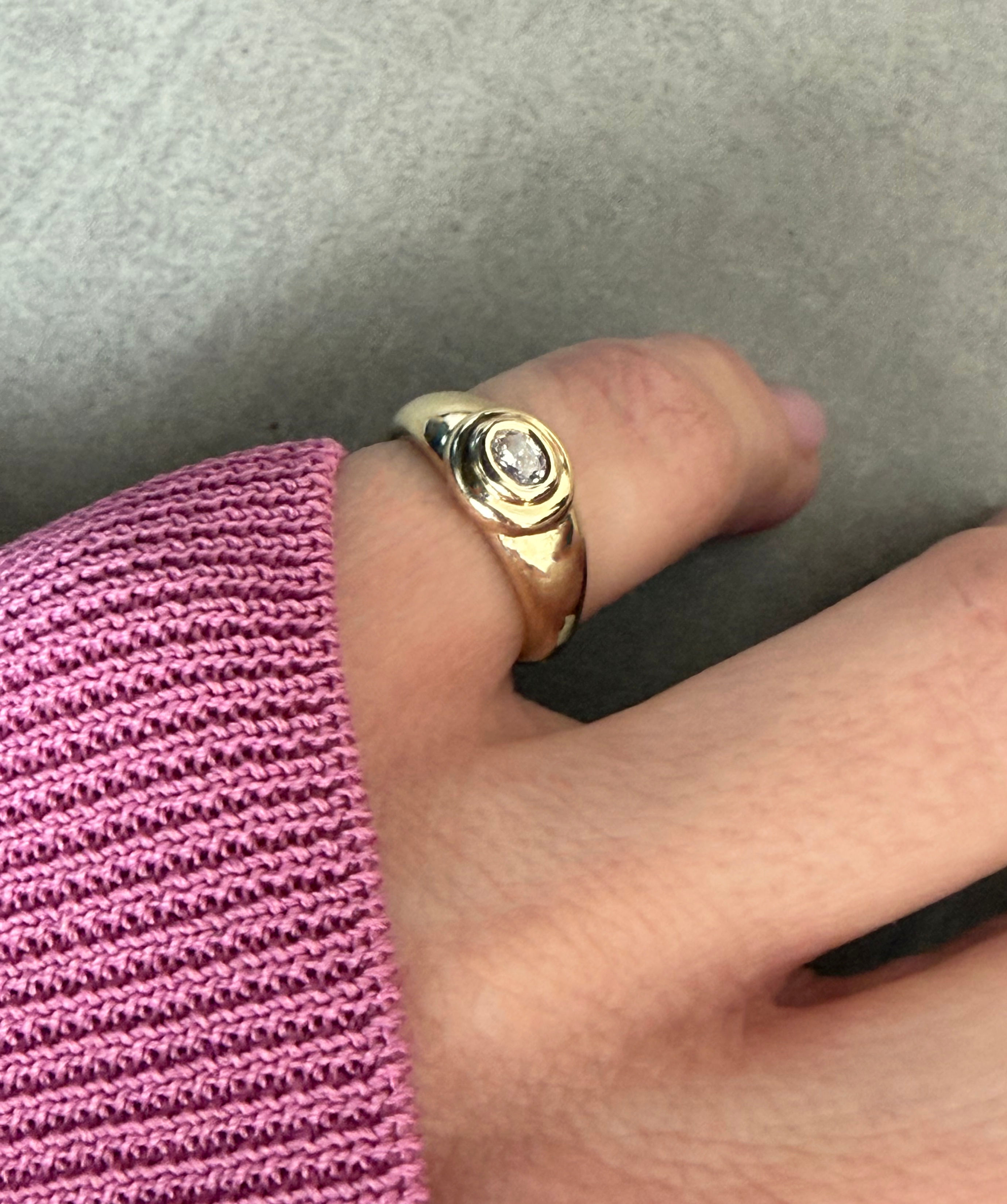 ALEXIS RING - WHITE DIAMOND