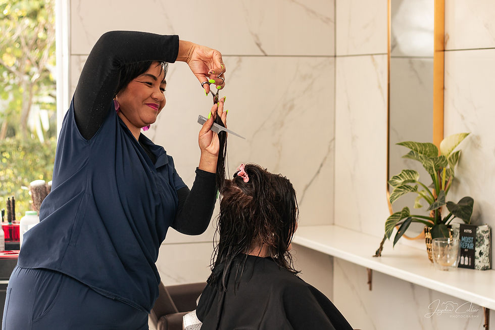 MONSOON THE SALON
