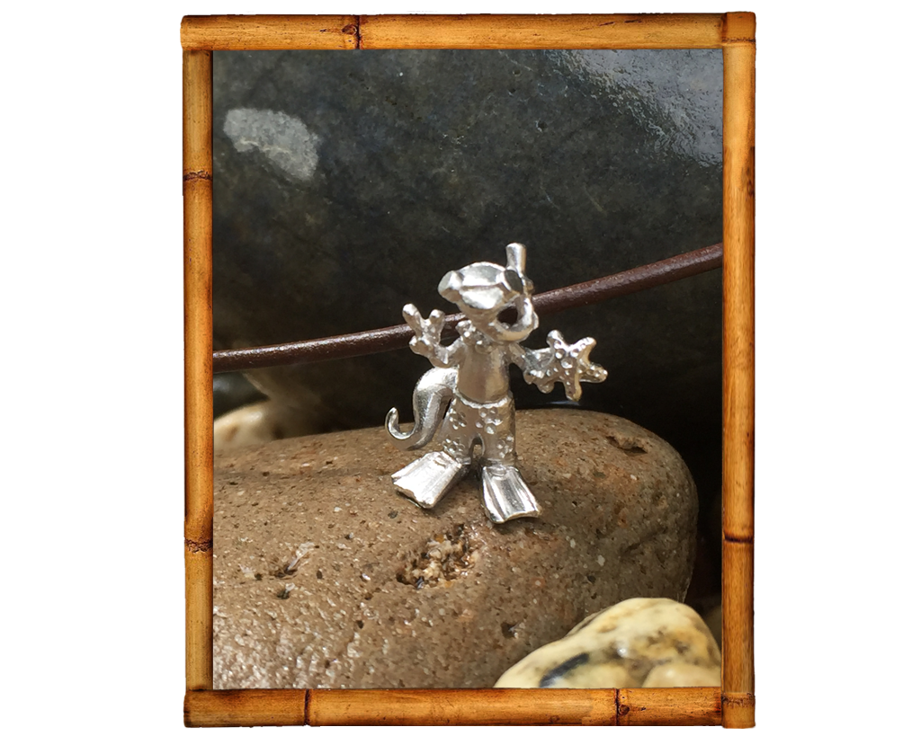 Snorkeler Gecko | Sterling Silver Pendant