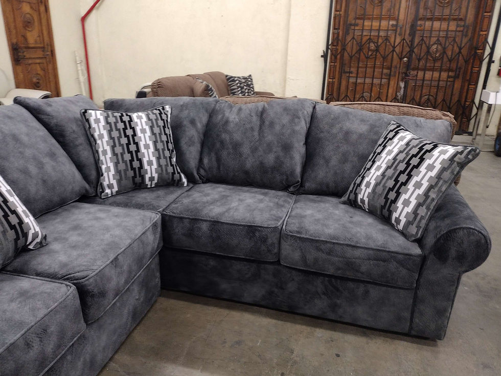 Thumbnail: Riley 2pc Sectional