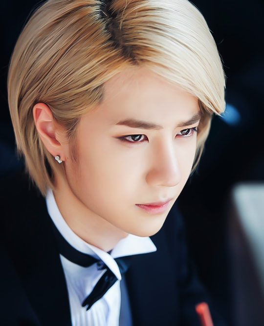 Ervyn: Wang Yibo