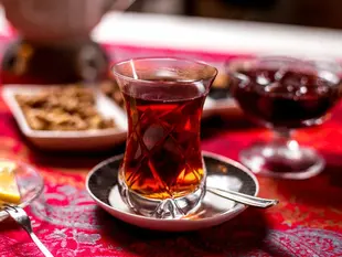 Demli Çayın Zararları Nelerdir? 