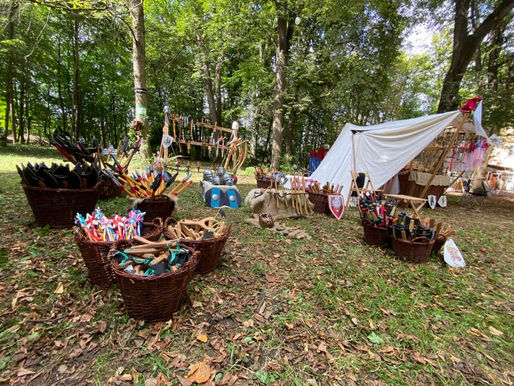 Feuershow und Livemusik: Mittelaltermarkt in Hambühren feiert Premiere