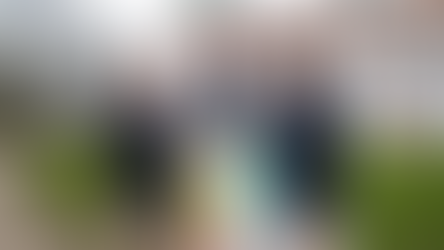 Versicherungsbüro Tiegs & Team holt DFB-Pokal nach Celle: Familienfest vor Schloss