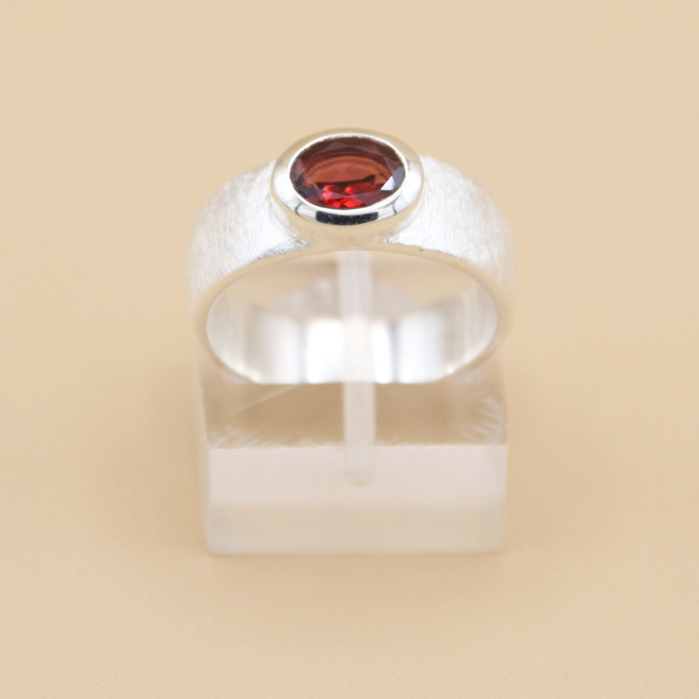 Silberring mit Granat