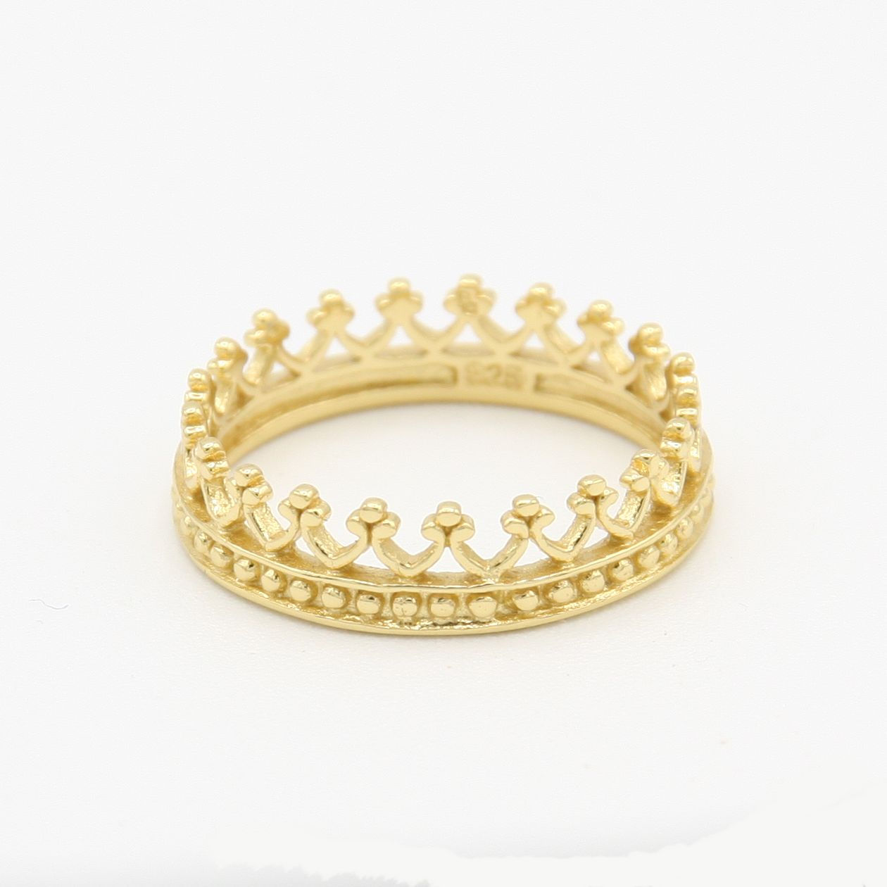 Vergoldeter Ring Krone