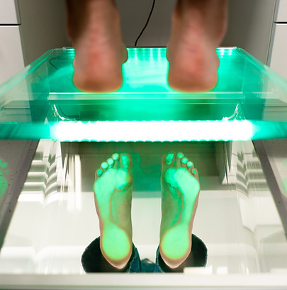 orthopedic-insole-orthopedist-works-with-patient-orthopedic-clinic-choice-insoles-orthoped