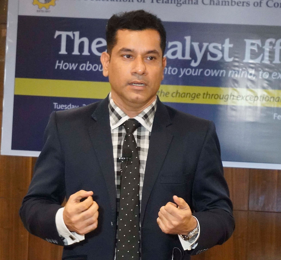 PERSONAL EFFECTIVENESS EXPERT DARPAN VASUDEV SEEN ADDRESSING THE SESSION 