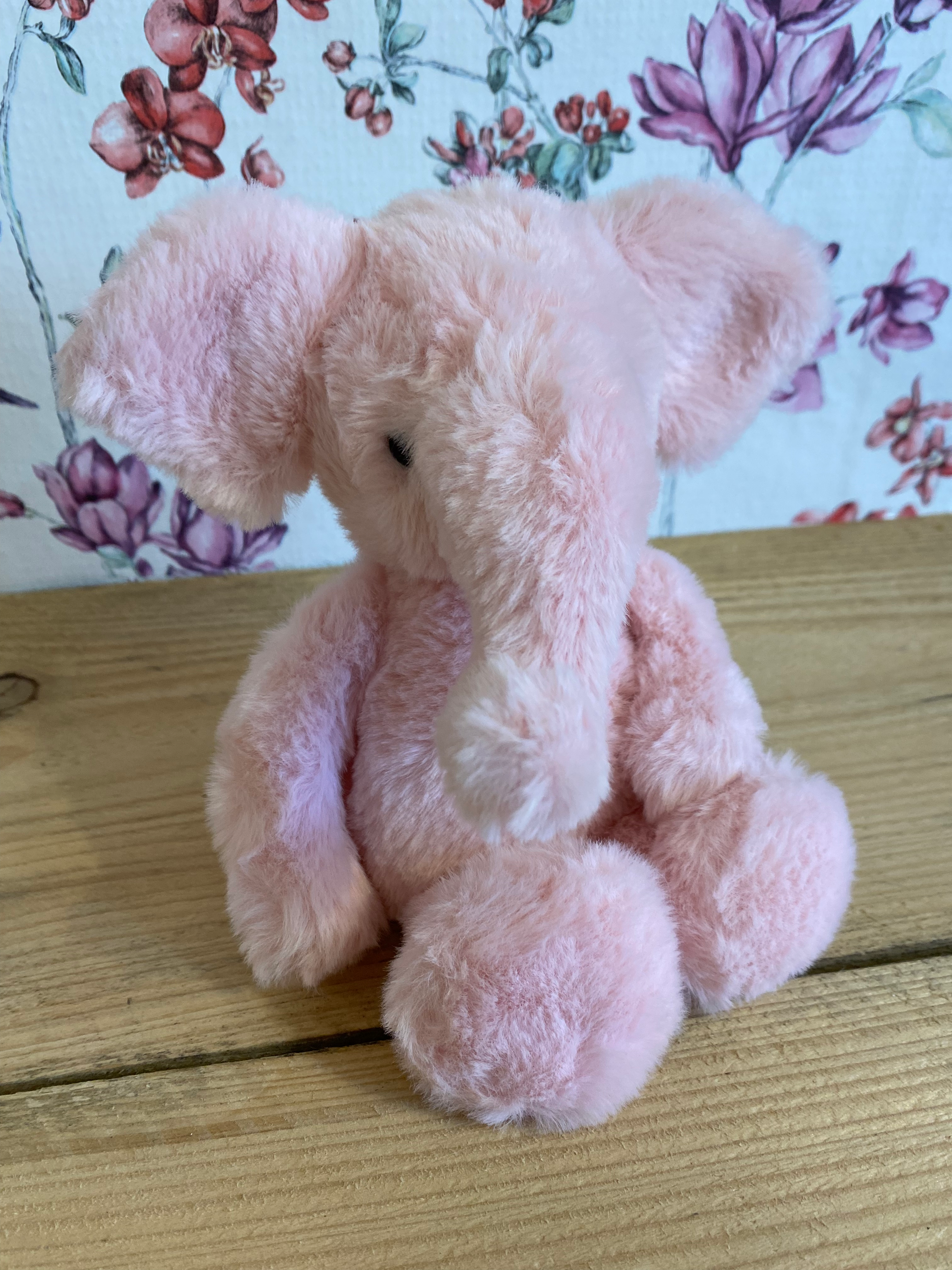 Charlie Bears Effie Elephant (Bubblegum Pink)