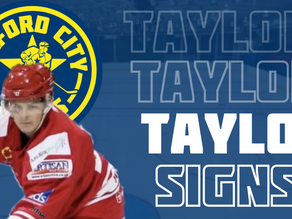 Taylor signs for stars