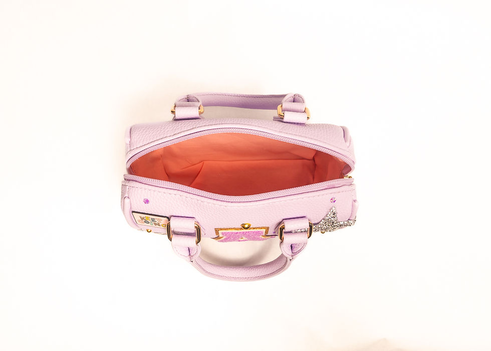 Thumbnail: Dolli Z Pink Open