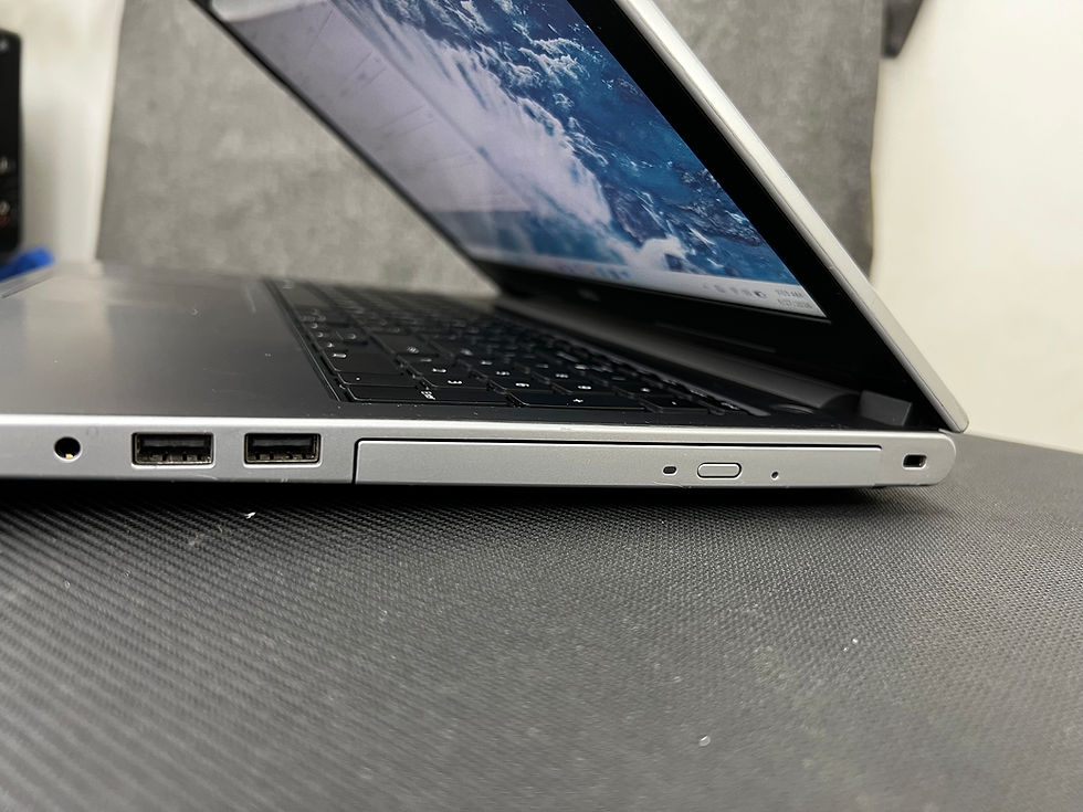 Thumbnail: 15" DELL Inspiron 5558