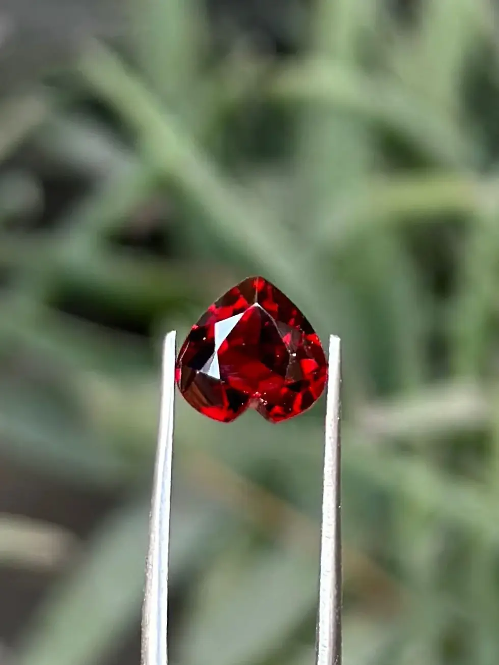 Thumbnail: Natural Garnet Heart Shape