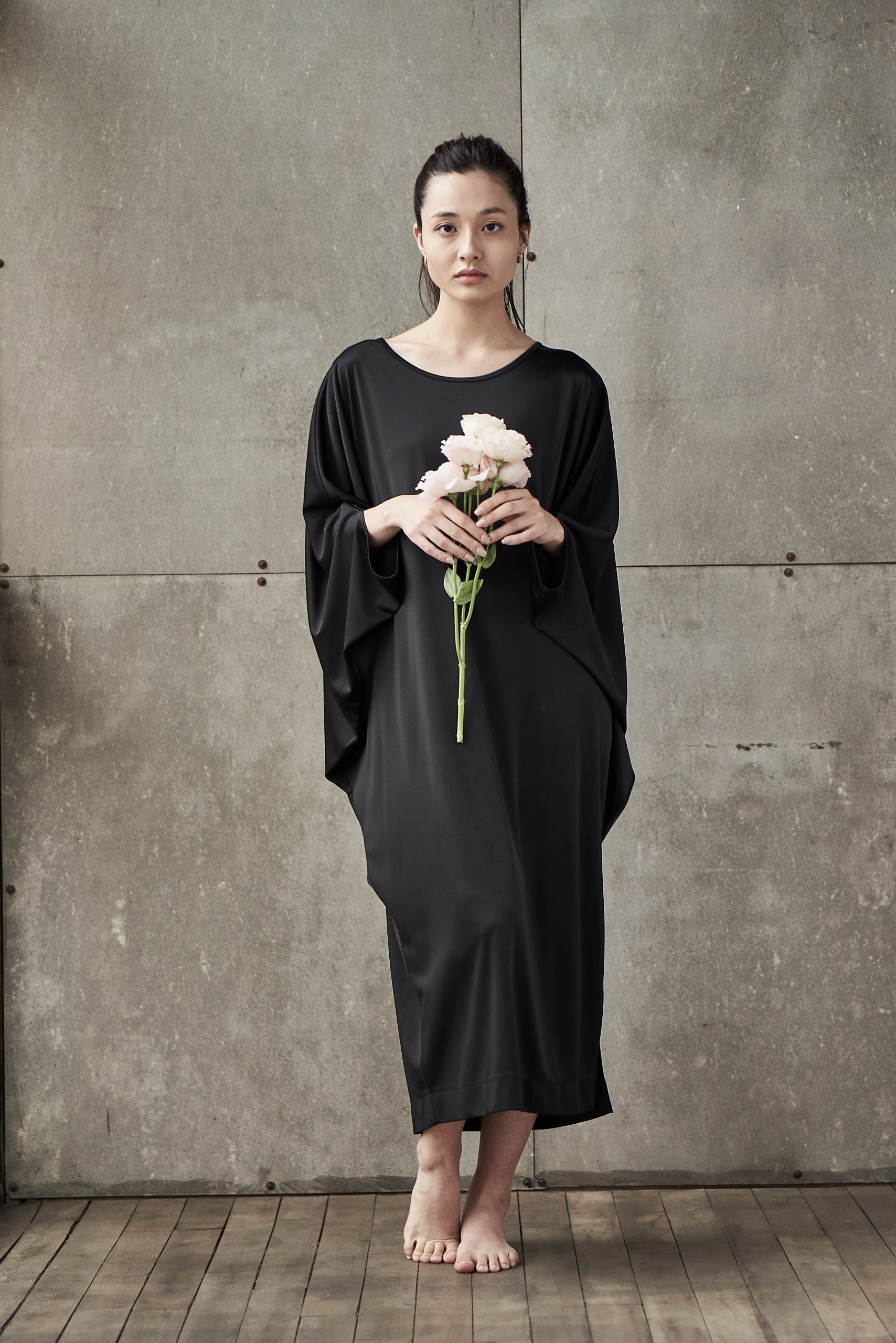 Lace Dolman Dress / Lula Mae