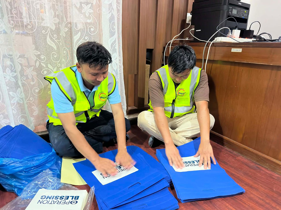 Purnaa Team Member Volunteering at Flood Relief