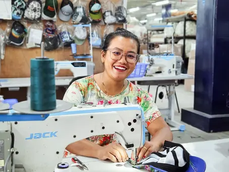 How to Find a Custom Cap Manufacturer?