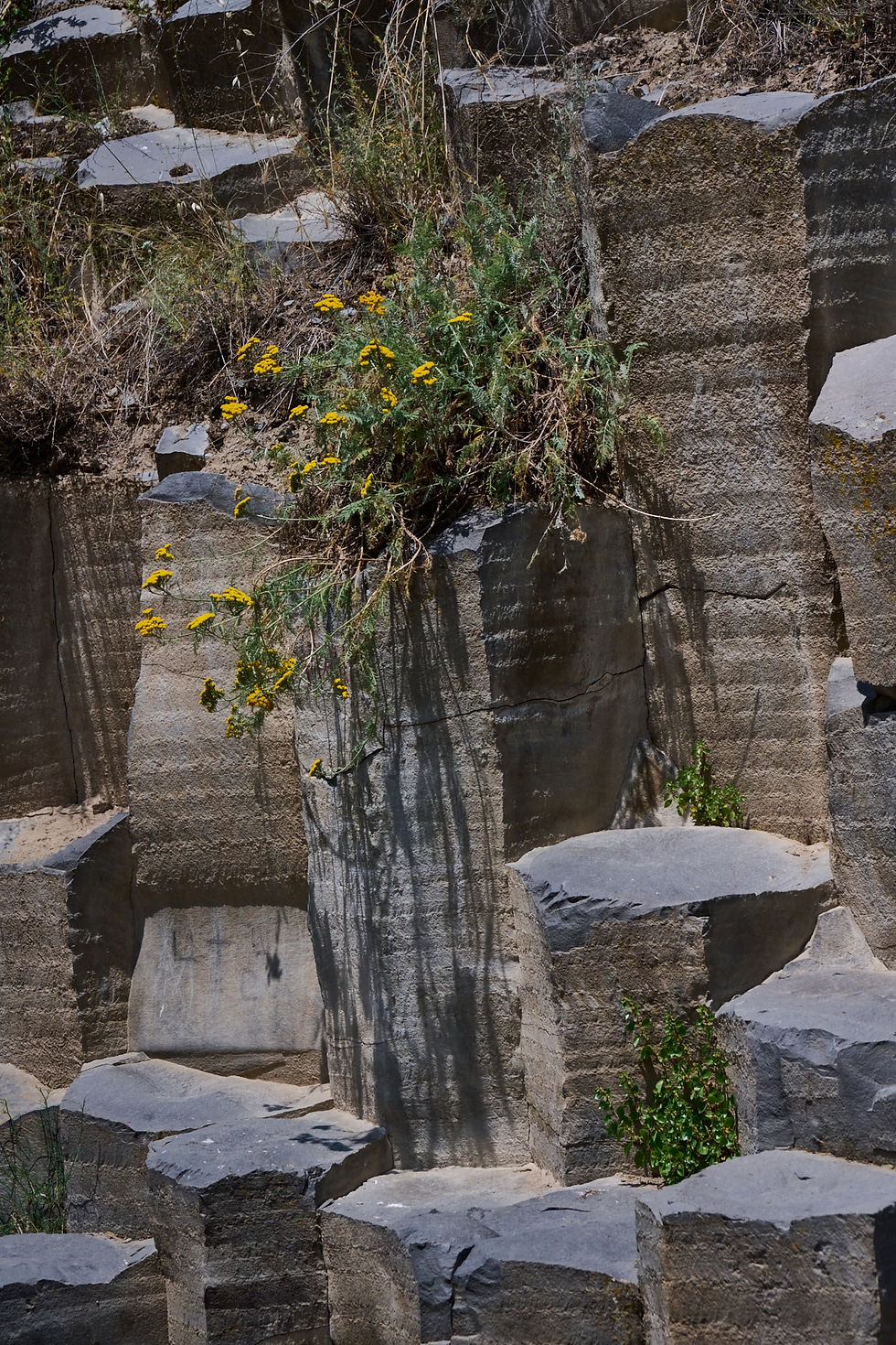Ущелье Гарни, Симфония Камней