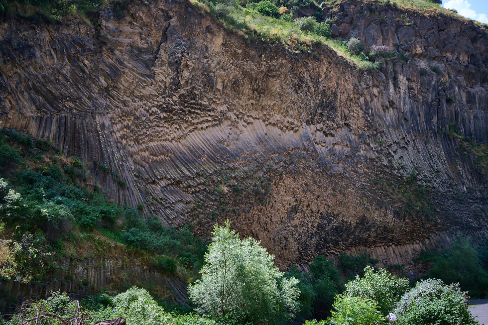 Ущелье Гарни, Симфония Камней