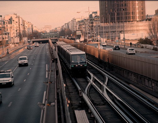 Written, shot and directed by Damien Michot and Tanguy Pichon
Producted by Damien Michot, Tanguy Pichon and SAE Institute Geneva
Edited by Damien Michot and Tanguy Pichon
Colorgraded by Tanguy Pichon
Commentary by @__chickenkillv__
Starring the world