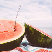Beat the Summer Heat: How Acupuncture and Herbal Medicine Alleviate Headaches, Rashes, Fatigue, and Brain Fog