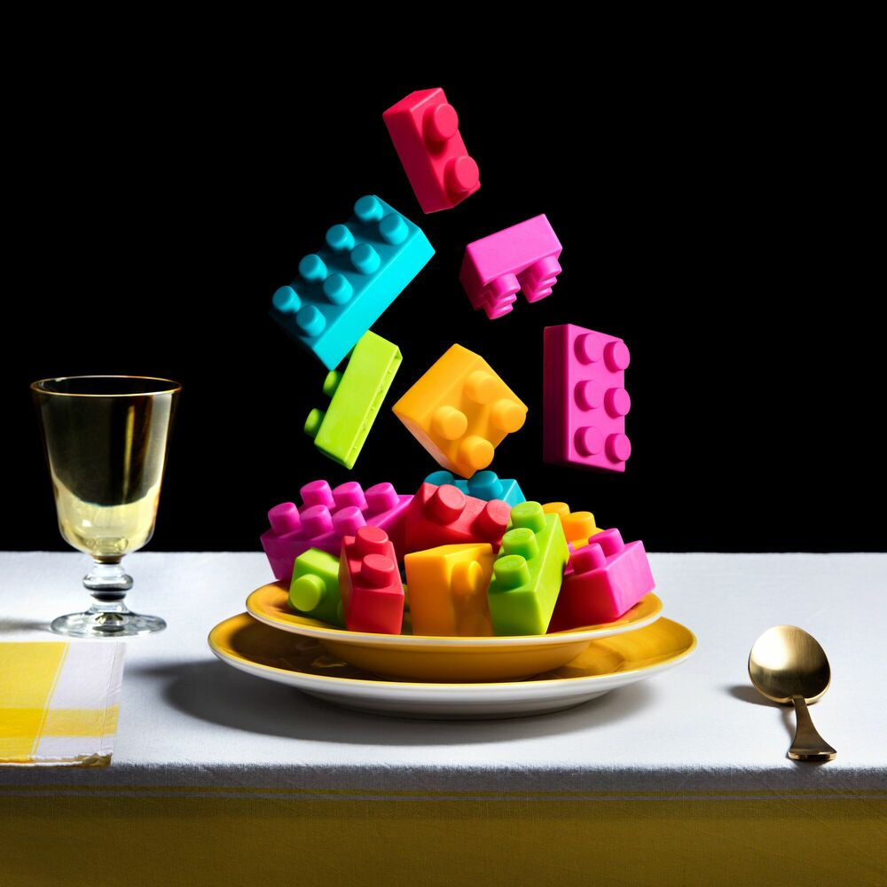 Miguel Vallinas -  Colored building parts soup