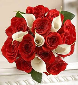 DE ROSAS ROJAS Y CALAS MINI $490
