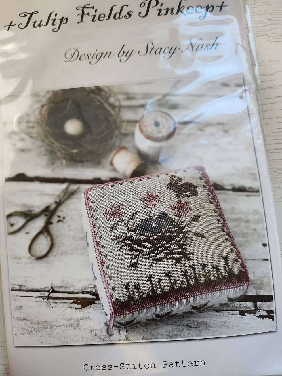 Thumbnail: Tulip Fields Pinkeep (KIT) - Stacy Nash Primitives