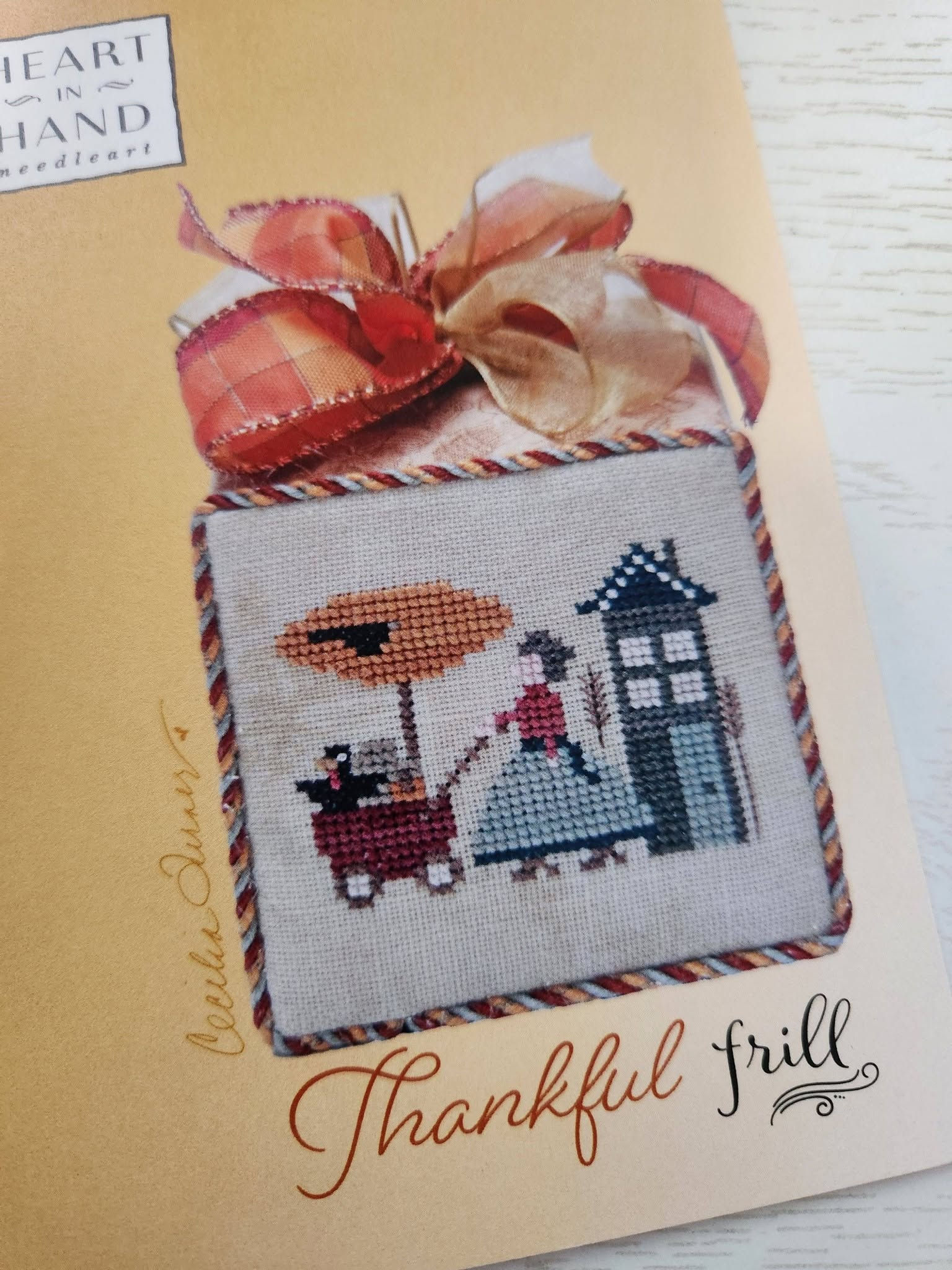 Thankful Frill - Heart In Hand
