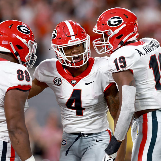 CFB: 2022 Regular season projections, odds