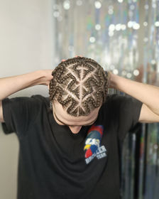 Брейди із візерунком