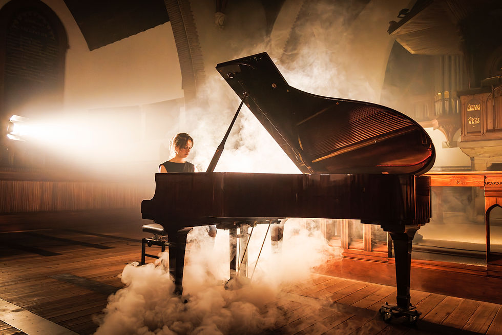 Cultureel uitje in Schiedam, prachtig concert van Fabrieklassiek met piano, viool en cello