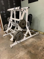 HAMMER STRENGTH PEDULUM LEG PRESS