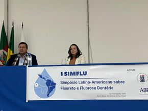 Conselheira fiscal da ABRHidro palestra destaca papel das associações na saúde pública em evento internacional