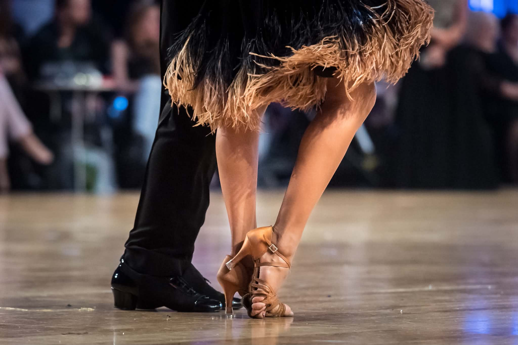 1-Dance Latin (Samba)
