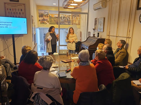 Curso: Manejo de celulares y tabletas para españoles mayores de 65 años