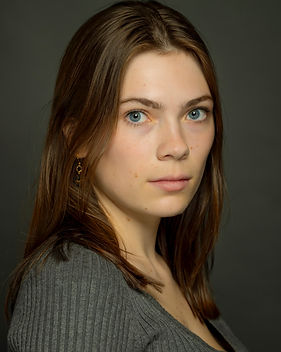 Headshot Legit Gabrielle Mignonne (3).jpeg