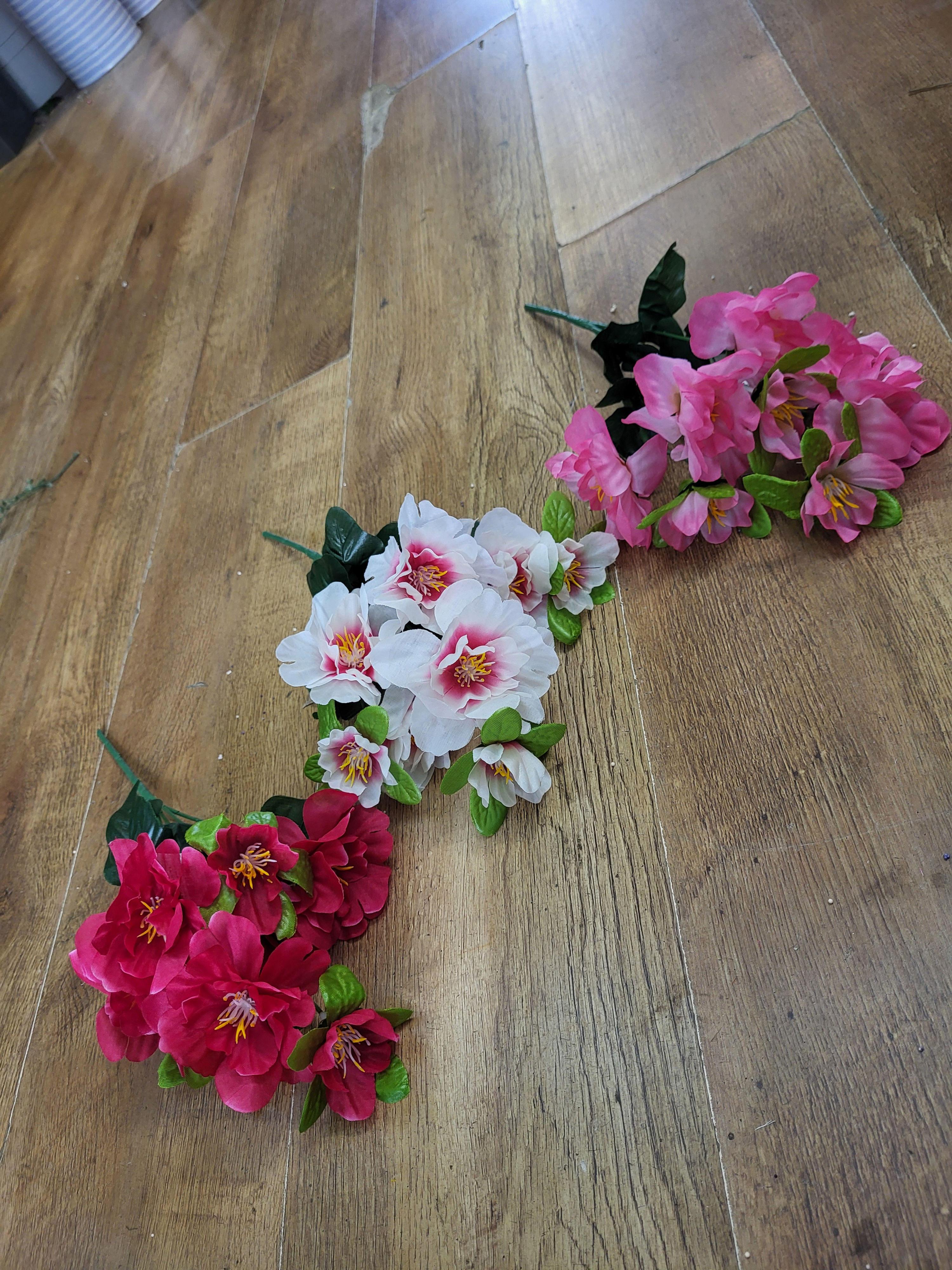 Azalea bunch - 3 colours available 