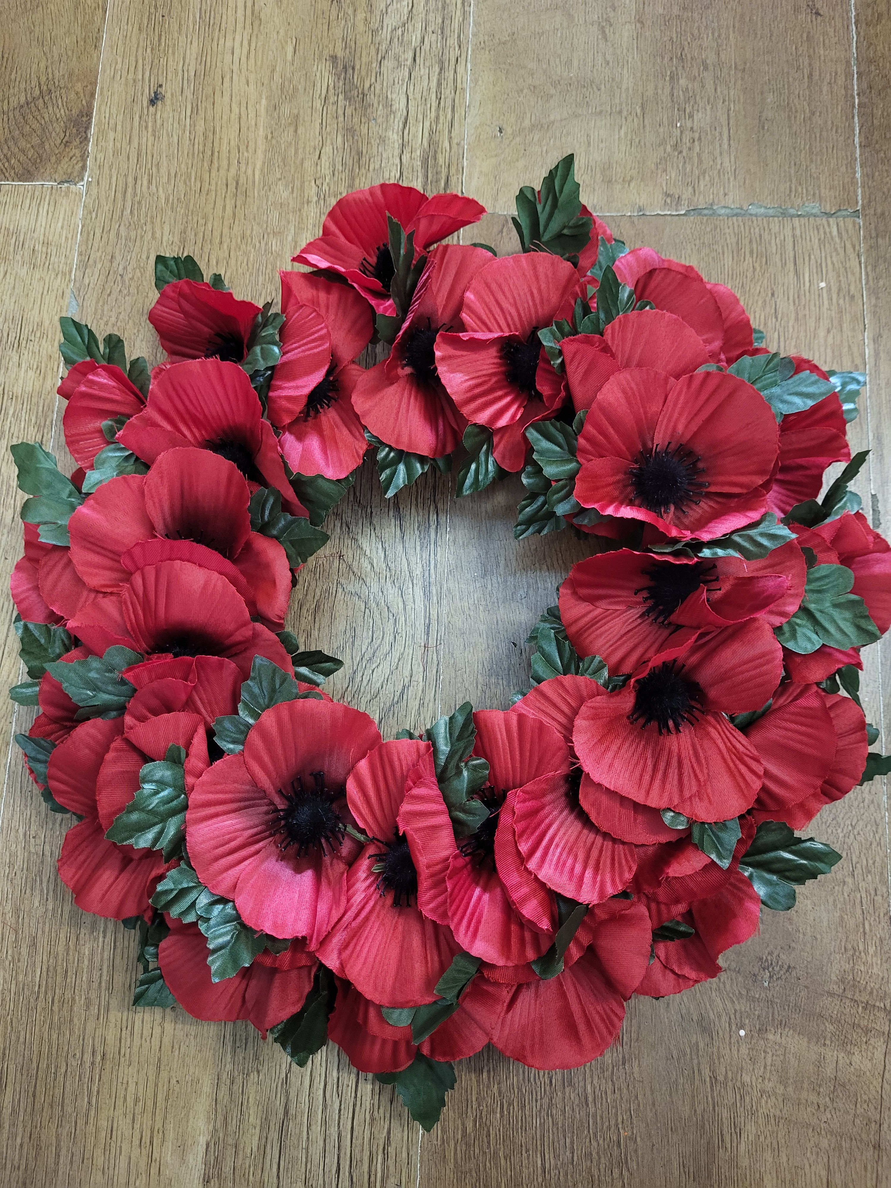 14" poppy wreath 