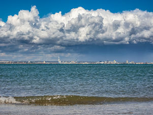 Morning update - Sun and cloud today, damp and drizzly tomorrow