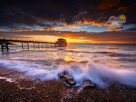 Morning update - Cloud breaking later today, cloud and the odd shower tomorrow