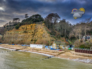 Morning update - Patchy rain later today, murky and turning wet tomorrow