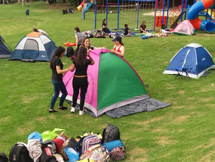Campamento 9º