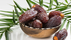 ހެޔޮރަނގަޅު މީސްތަކުންގެ ދަރަޖައަށް ފޯރުމަށް، އަދި ހެޔޮލަފާ މީހުންނާ ވައްތަރުވާން އެދޭ މީހާ