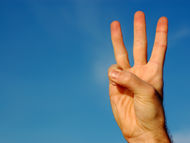 ވަރަށް މުހިއްމު 3 ކަމެކެވެ. ތިބާގެ މައްޗަށްވާ އަމުރެކެވެ.