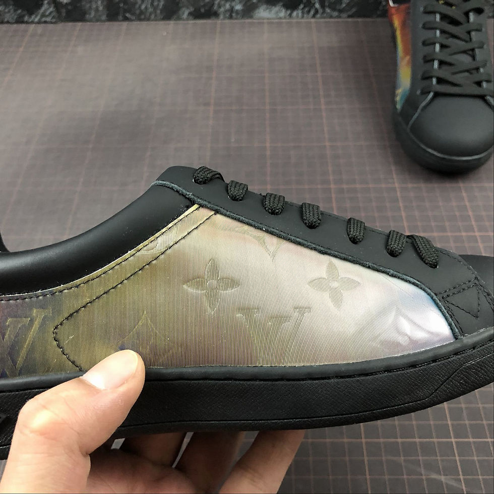 Miniatura: Louis Vuitton