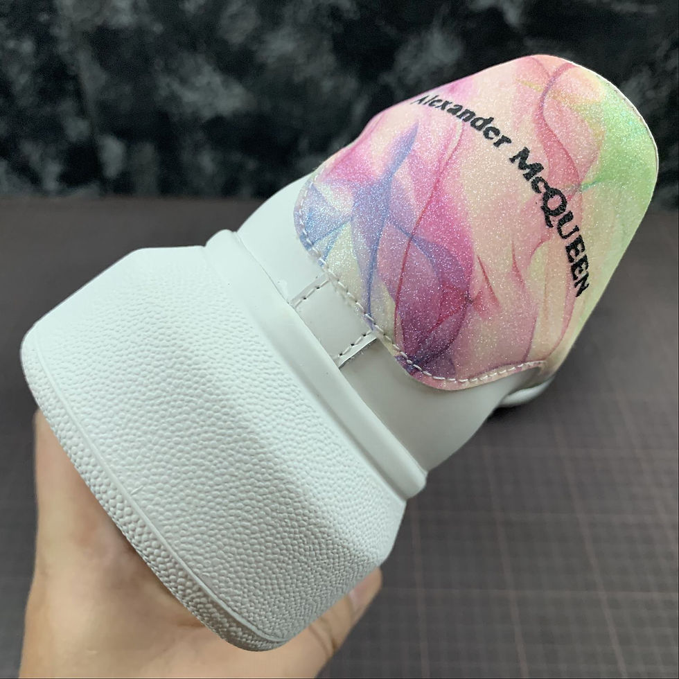 Miniatura: Alexander McQueen