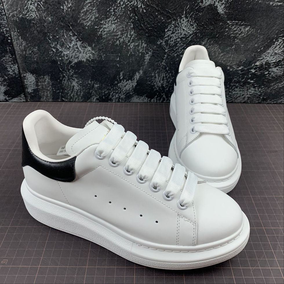 Miniatura: Alexander McQueen