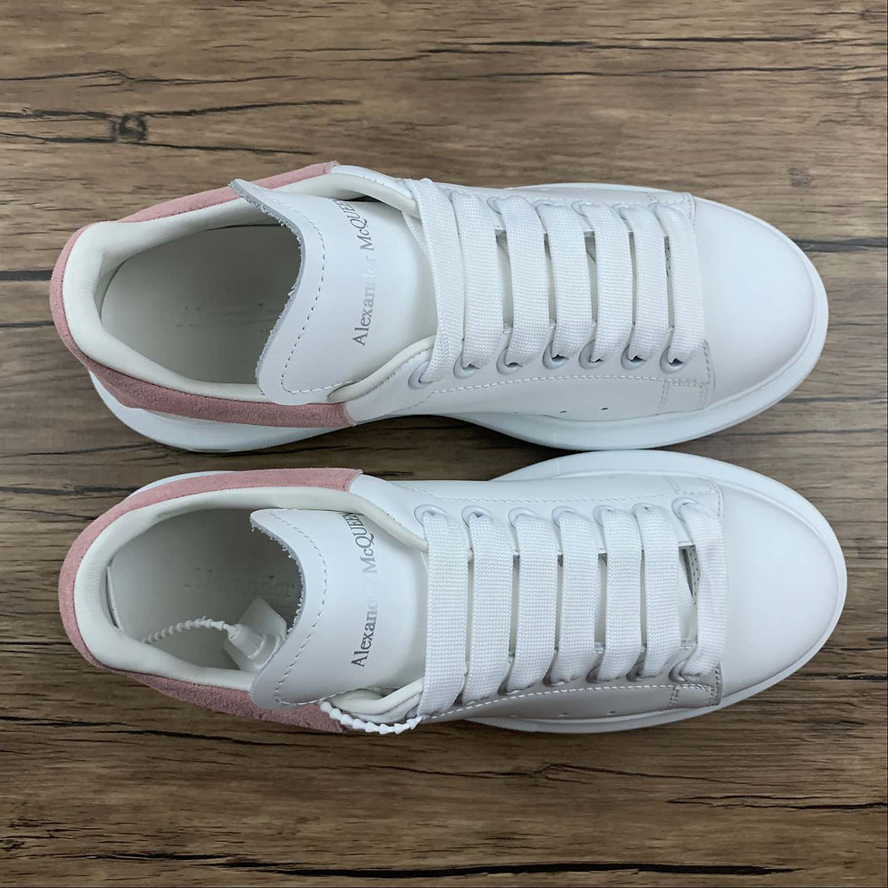 Miniatura: Alexander McQueen