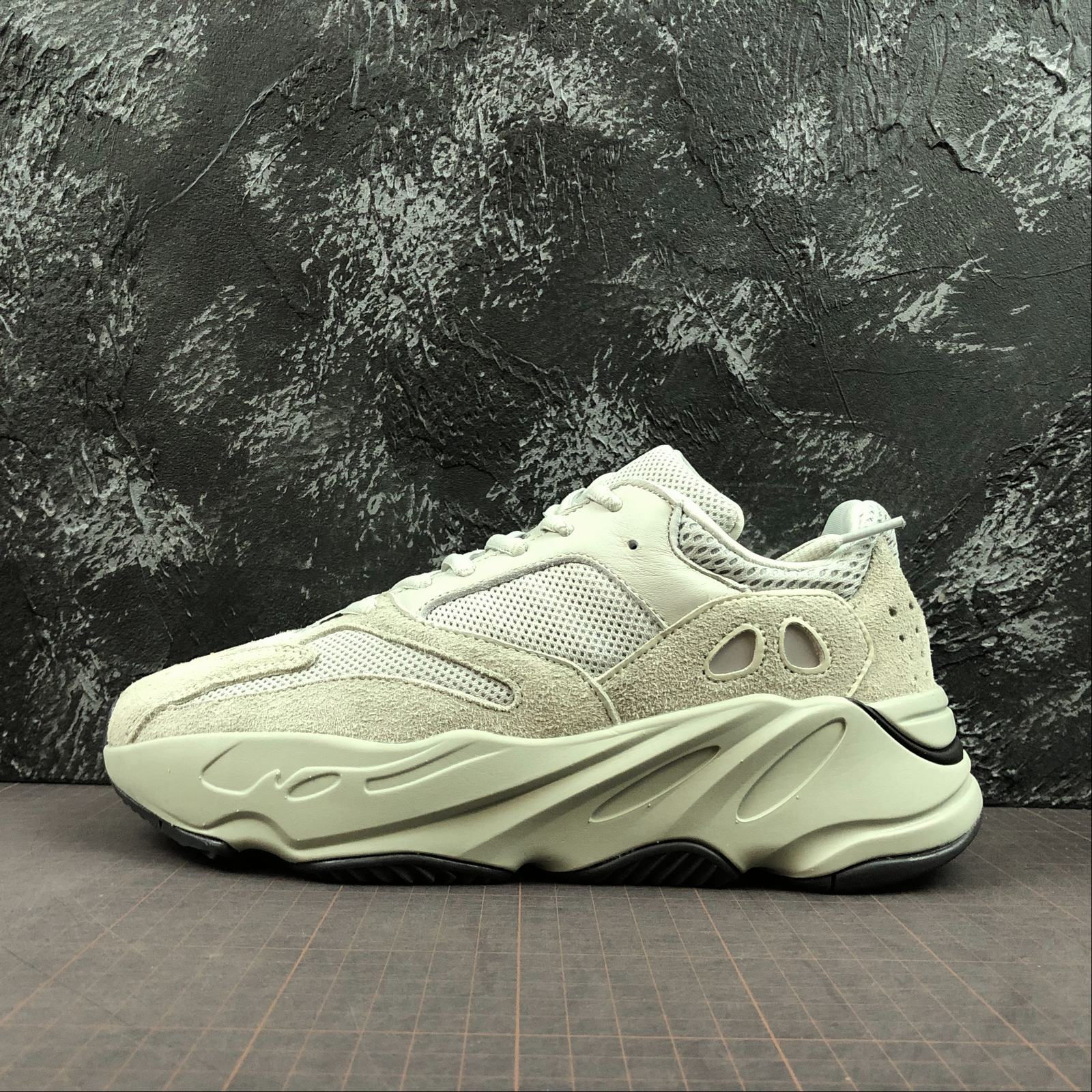 Yeezy 700