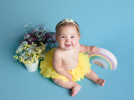 BEHIND THE SCENES OF A SITTER SESSION